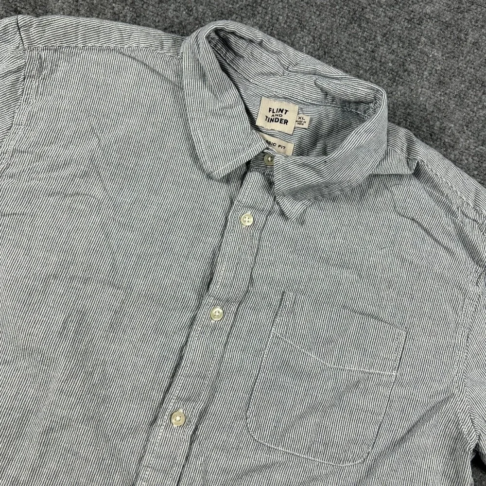 Flint and Tinder Shirt Mens XL Blue White Stripe Short Sleeve Classic Fit Pocket - Picture 6 of 6